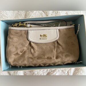 Coach Signature Tan and Cream Wristlet Y2K